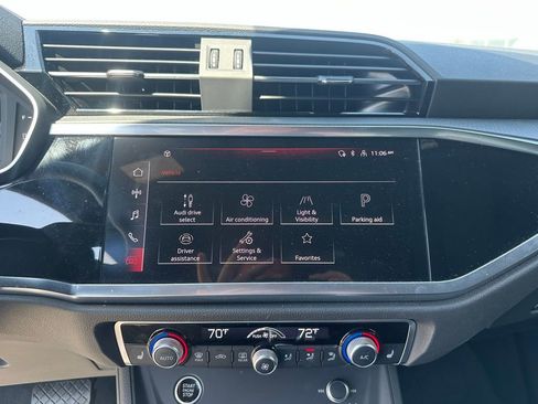 Certified 2025 Audi Q3 2.0T Premium w/ Convenience Package image 15