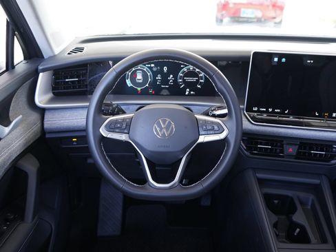 Certified 2026 Volkswagen Tiguan S FWD image 25