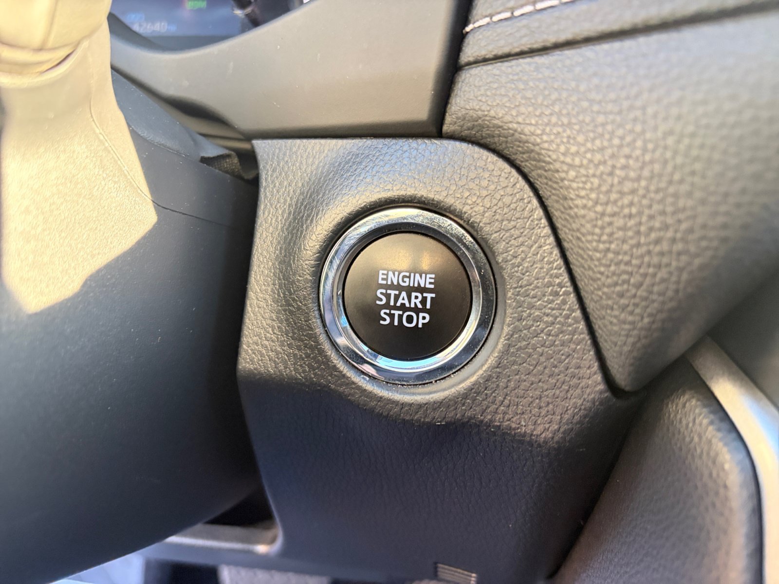 Used 2024 Toyota RAV4 XLE AWD/4WD image 20