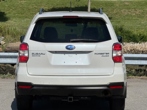 Used 2014 Subaru Forester 2.5i Limited AWD/4WD image 8