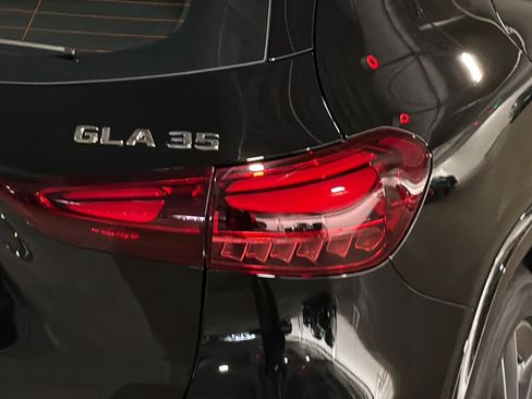 New 2026 Mercedes-Benz GLA 35 AMG 4MATIC image 26