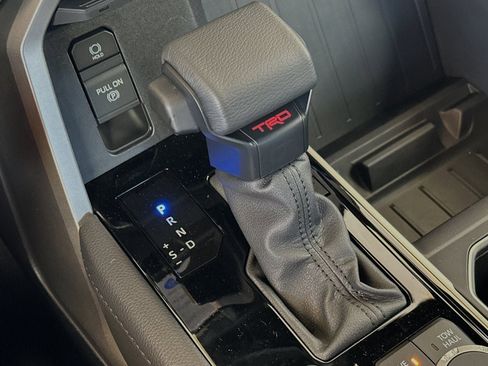 New 2025 Toyota Tundra Limited image 22