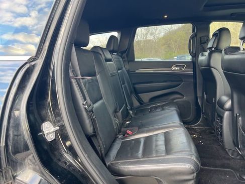 Used 2017 Jeep Grand Cherokee Limited AWD/4WD image 14