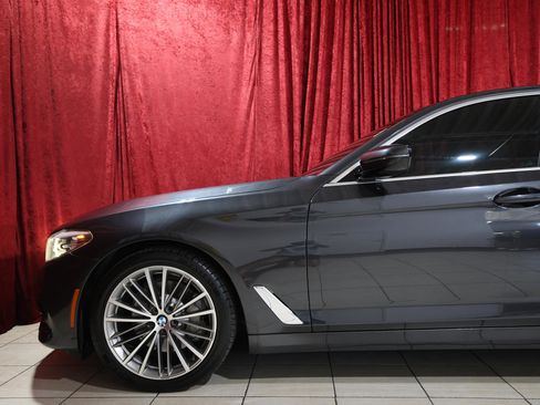 Used 2019 BMW 540i w/ Convenience Package image 5