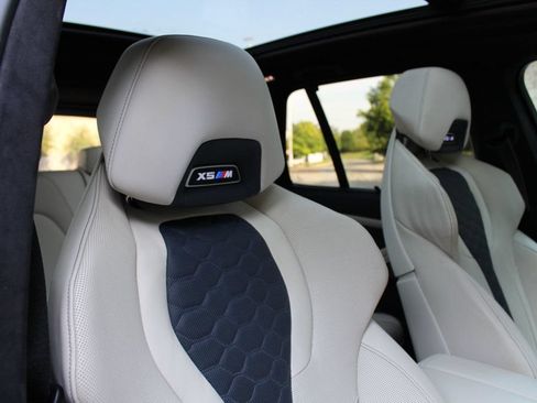 Used 2021 BMW X5 M w/ Competition Package AWD/4WD image 33
