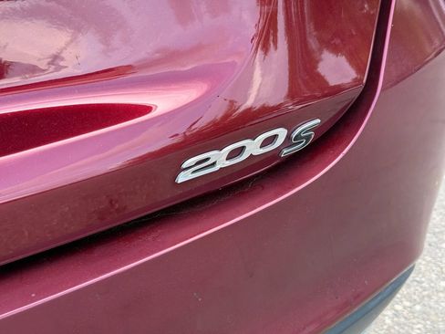 Used 2016 Chrysler 200 S w/ Comfort Group FWD image 13