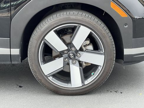 Certified 2024 Hyundai Santa Fe Limited AWD/4WD image 16