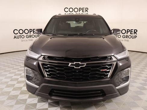 Used 2023 Chevrolet Traverse RS w/ LPO, Floor Liner Package FWD image 9