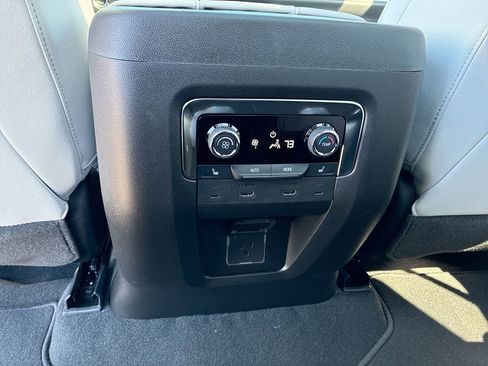 New 2025 Chevrolet Tahoe Premier image 57