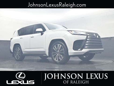 New 2026 Lexus LX 700h Luxury image 15