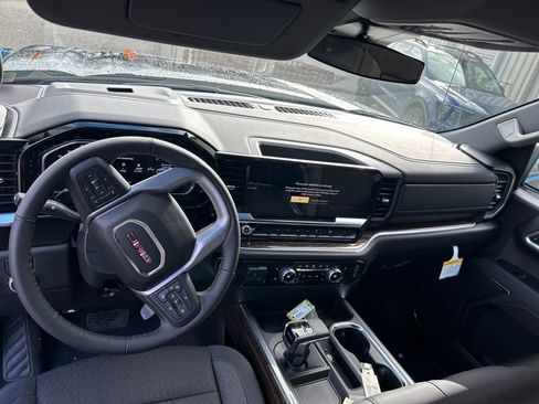 New 2026 GMC Sierra 1500 Elevation image 21