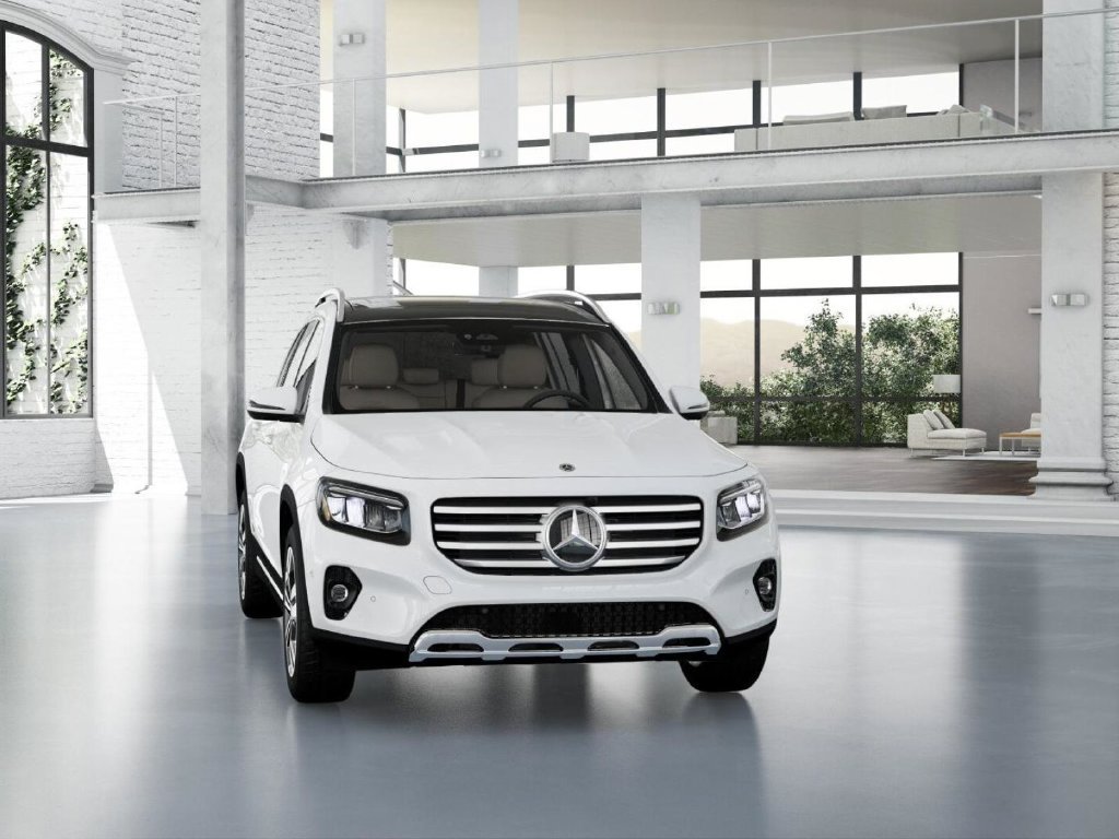 New 2026 Mercedes-Benz GLB 250 4MATIC image 8