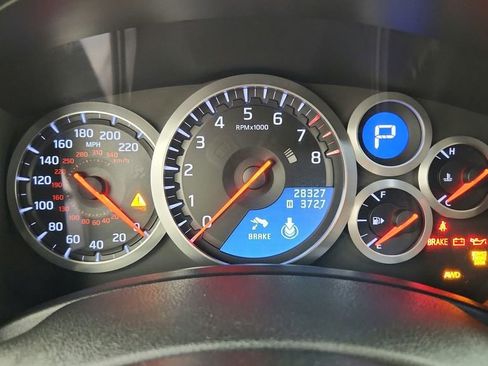 Used 2014 Nissan GT-R Premium image 27