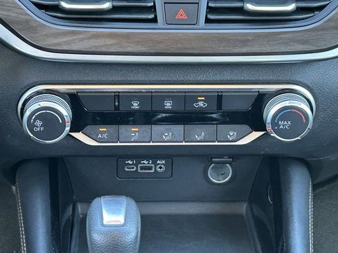 Used 2023 Nissan Altima 2.5 SV image 15