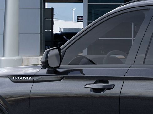 New 2026 Lincoln Aviator AWD image 20