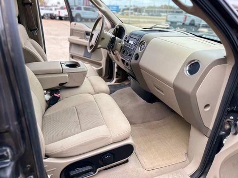 Used 2005 Ford F150 XLT image 30