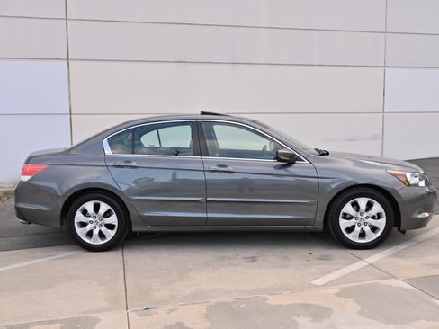 Used 2009 Honda Accord EX image 7