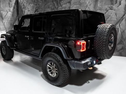 Used 2024 Jeep Wrangler Unlimited Rubicon 392 AWD/4WD image 20