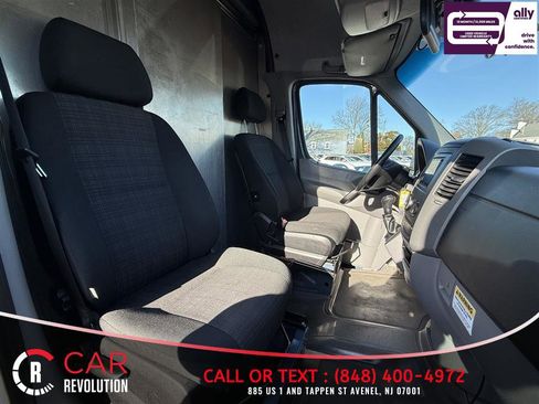 Used 2018 Mercedes-Benz Sprinter 2500 image 27