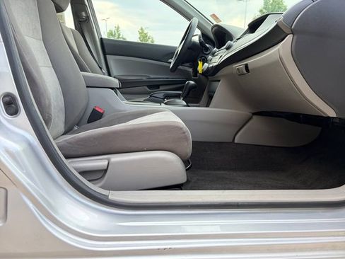 Used 2010 Honda Accord LX image 22