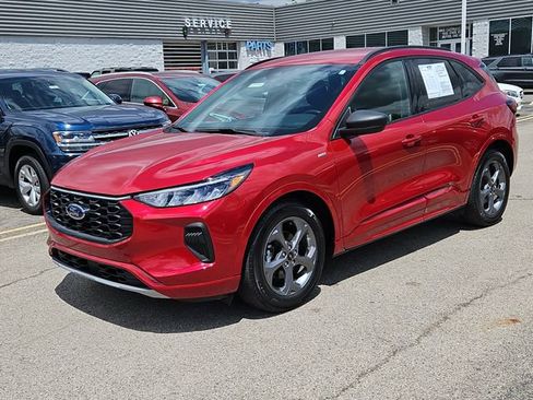 Used 2023 Ford Escape ST-Line w/ Tech Pack #1 FWD image 1