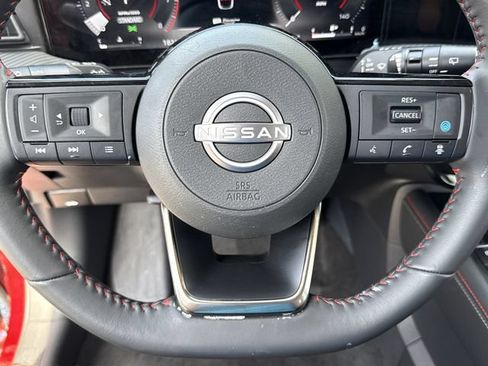 Certified 2025 Nissan Kicks SR FWD image 10
