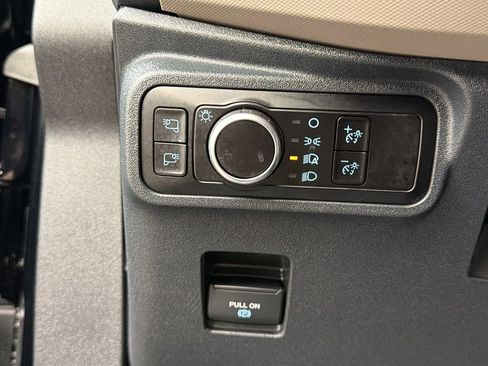 Used 2024 Ford Bronco Wildtrak AWD/4WD image 30