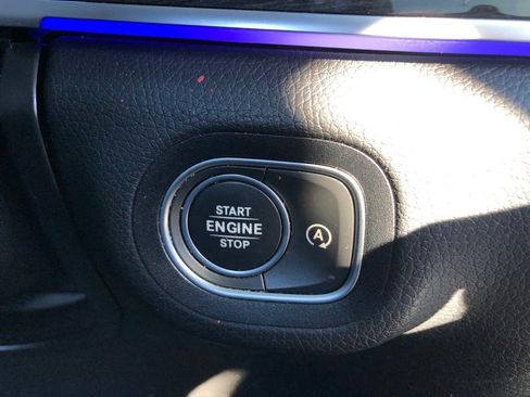 Used 2023 Mercedes-Benz GLE 450 4MATIC image 25