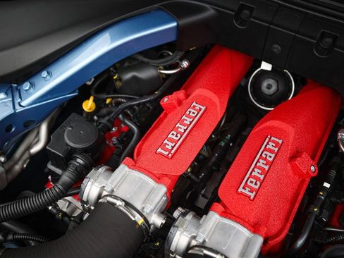 Certified 2023 Ferrari Roma RWD image 21