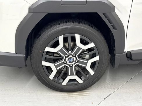 Certified 2026 Subaru Outback Touring XT AWD/4WD image 11
