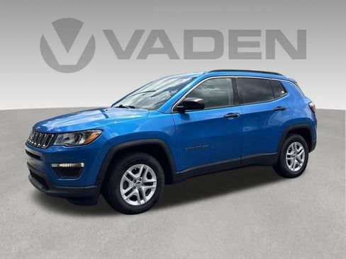 Used 2021 Jeep Compass Sport FWD image 1