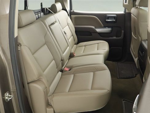 Used 2015 Chevrolet Silverado 1500 LTZ Z71 w/ LTZ Plus Package image 28