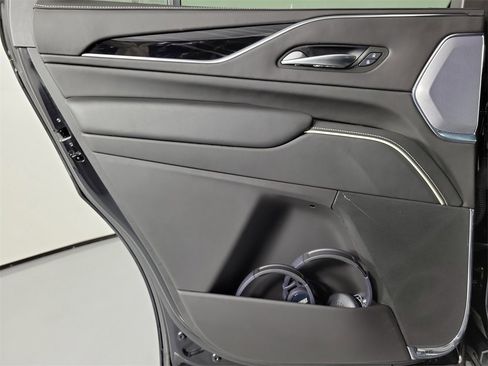 Certified 2024 Cadillac Escalade V w/ Heavy-Duty Trailer Package image 14