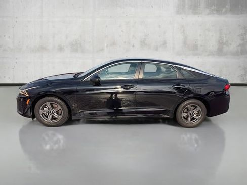 Used 2021 Kia K5 LXS image 8