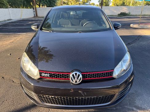Used 2012 Volkswagen Golf 2-Door image 3