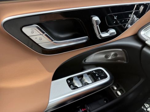 New 2026 Mercedes-Benz E 53 AMG e 4MATIC Sedan image 27
