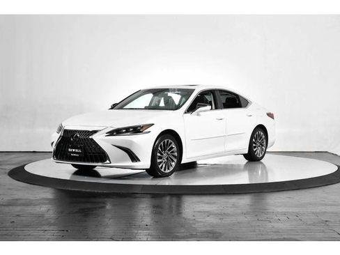 Certified 2024 Lexus ES 300h Ultra Luxury w/ Accessory Package (Z2) FWD image 1