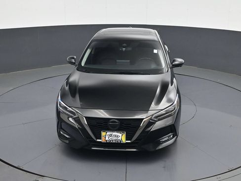 Used 2023 Nissan Sentra SR w/ SR Premium Package FWD image 15