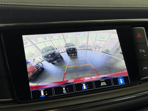 Used 2024 Buick Enclave Premium image 75