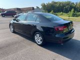 Used 2017 Volkswagen Jetta S image 4