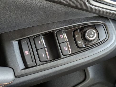 Certified 2025 Subaru Crosstrek 2.5i Limited w/ Popular Package #3A image 27