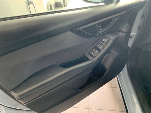 Used 2020 Subaru Crosstrek 2.0i Premium w/ Popular Package #2 AWD/4WD image 4
