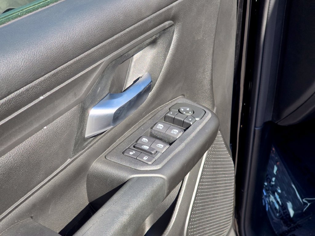New 2026 RAM 1500 Warlock AWD/4WD image 34