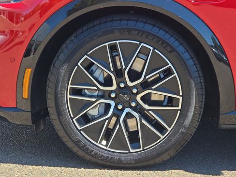 Used 2024 Ford Mustang Mach-E Premium AWD/4WD image 27
