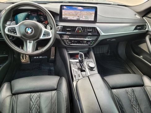 Used 2021 BMW M550i xDrive w/ Executive Package AWD/4WD image 17