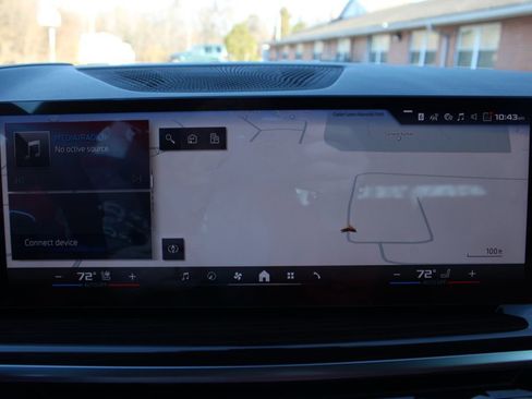 New 2026 BMW X7 M60i image 18