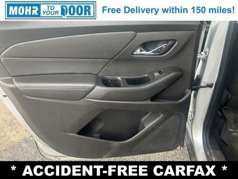 Used 2018 Chevrolet Traverse LT image 30