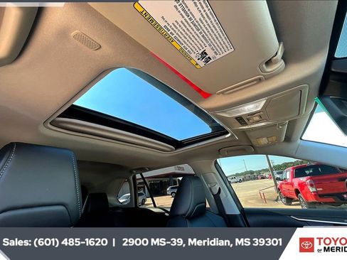 Used 2024 Toyota RAV4 XLE Premium image 16