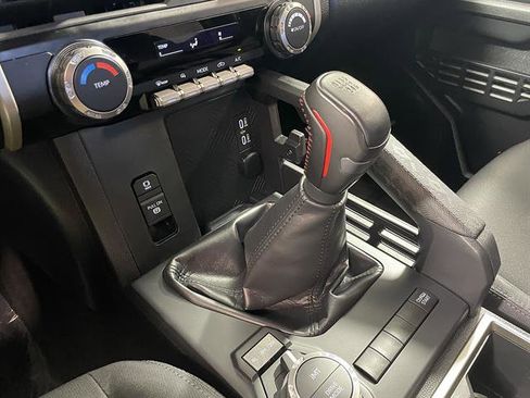 Certified 2025 Toyota Tacoma SR AWD/4WD image 20