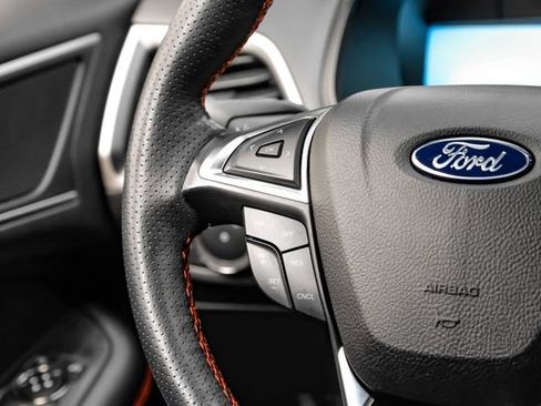 Used 2022 Ford Edge ST-Line AWD/4WD image 19